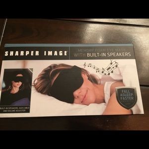 Memory foam sleeping mask with built in speakers